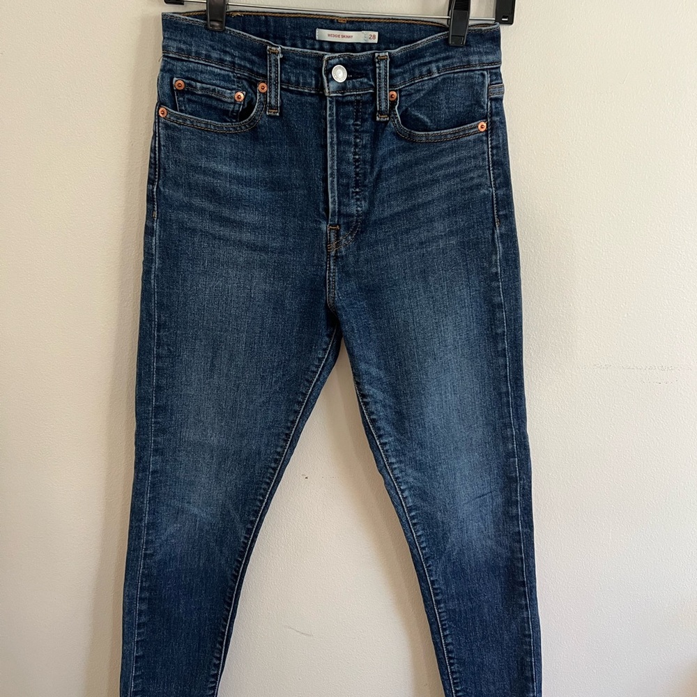 Levi's Wedgie Skinny Jeans - 28